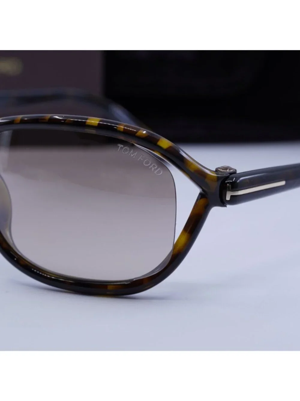 Tom Ford FT1069 52G Fernanda Geometric Sunglasses - Havana / Brown Mirror